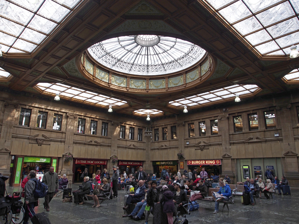 Waverley0422.JPG - This Victorian ceiling in Waverly Station has been recently restored.