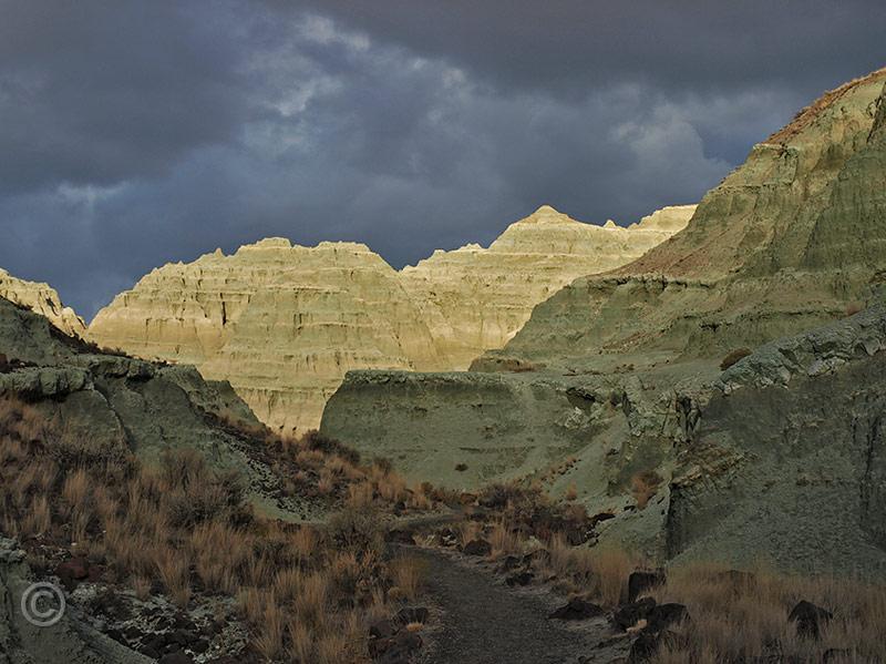 bluebasin572.jpg - Blue Basin Trail